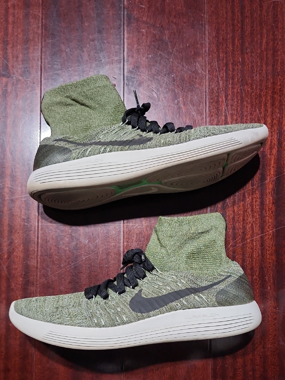 Nike LunarEpic Flyknit 'Rough Green'